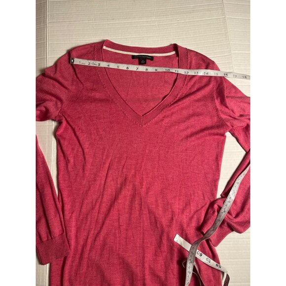 Banana Republic Womens V-Neck Medium Silk Blend Raspberry Pink pullover sweater - Picture 8 of 11